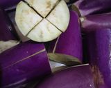 A picture of step 1 of Eggplant Gravy.