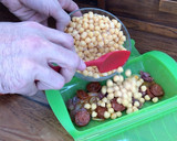 Foto del paso 5 de la receta: Garbanzos con Chorizo en Lékué