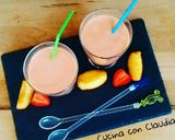 Foto del paso 3 de la receta: Smoothie con leche de soja, frutilla y durazno