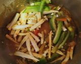 A picture of step 4 of Baby corn jalfrezi.