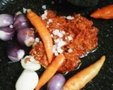 Foto langkah ke 2 dari resep Ikan Cuek Sambel Pedas.