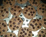 Foto langkah ke 6 dari resep 28. Cookies Chocochip Coklat Simpel.