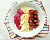 Foto langkah ke 1 dari resep Banana smoothies porridge.