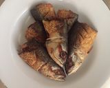 Foto langkah ke 3 dari resep Ikan kembung balado.