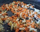 Foto del paso 1 de la receta: Arroz chaufa de champiñones