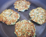 Foto del paso 6 de la receta: Pancakes de calabacín 🥒