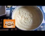 A picture of step 4 of Upside down apple cake.