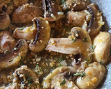 Foto del paso 3 de la receta: Champiñones al ajillo