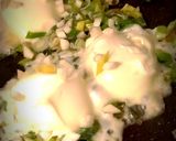 Foto del paso 3 de la receta: Pasta con salsa de queso y verdeo