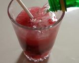 A picture of step 4 of Cherry Mojito.