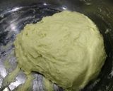 Hình bước làm 1 của món Bánh mì hoa cúc phô mai lá dứa