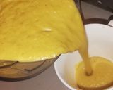 A picture of step 5 of Pumpkin soup & buttered toast.