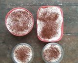 Foto langkah ke 7 dari resep Tiramisu dessert box.
