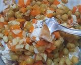 Foto del paso 4 de la receta: Pollo desmenuzado con jardinera