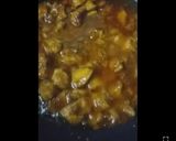 A picture of step 9 of Singaporean rice.