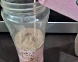 Foto langkah ke 2 dari resep Choco Berry Milk🍫🍓🍶.