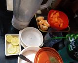 A picture of step 1 of Papaya Fruit Fizz.