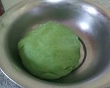 A picture of step 4 of Pistachio Cookies.