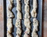 Une image de l'étape 14 de Torsades salées fromages, thon et olives noires 🍹.