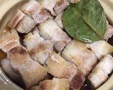 Foto langkah ke 6 dari resep Claypot Babi Saus Karamel Kecap | Braised Pork Belly |.