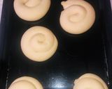 A picture of step 5 of Arabian pateera.