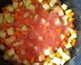 Foto del paso 3 de la receta: Sopa de verduras😀🥔🥕🍅🥦