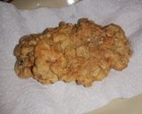 Foto del paso 6 de la receta: Muslo de pollo deshuesado empanizado
