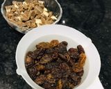 A picture of step 5 of Chocolate Raisin Granola.