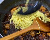 Gambar langkah 4 resipi Mee Goreng Basah Sempoi.
