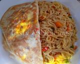 A picture of step 7 of Noodles and omelette 2.