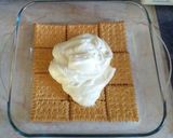 Fehér csokis-nutellás-kekszes kanalas desszert recept fázis 7 fotója