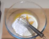 A picture of step 2 of Mango Cupcake Without Sugar.