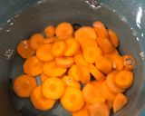 Foto del paso 3 de la receta: Salmón en salsa de cítricos