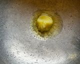 A picture of step 2 of Kesari Bhat.