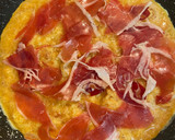Foto del paso 3 de la receta: Tortilla de croissant con jamón ibérico
