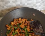 Foto langkah ke 7 dari resep Oseng tahu tempe kacang panjang hemat dan cepat.