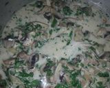 Foto del paso 4 de la receta: Sorrentinos con salsa de hongos