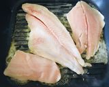 Foto del paso 3 de la receta: Reineta a la Plancha