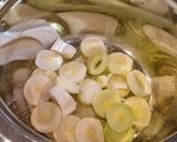 Foto del paso 2 de la receta: Crema de calabacín, calabaza y champiñones