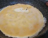 Foto del paso 2 de la receta Revuelto de morcilla de piñones