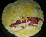 Foto del paso 2 de la receta: Tortilla de huevos con queso y salami