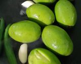 A picture of step 3 of Amra(Hog Plum) Bharta.