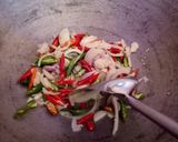 Foto langkah ke 4 dari resep Tumis Udang Tahu.