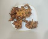 A picture of step 5 of Methi Pakoda..