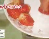 A picture of step 2 of Weightloss Strawberry smoothie.