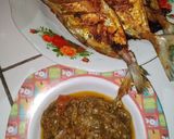 Foto langkah ke 4 dari resep Ikan Kembung Bakar Padang.