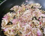 A picture of step 2 of Garlic Mushrooms.