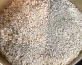 Une image de l'étape 1 de Riz au bouillon de cèpes et aneth.