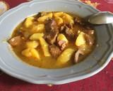 Foto del paso 1 de la receta: Níscalos con patatas y azafrán