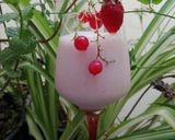 Une image de l'étape 6 de Milkshake groseilles fraises orange.